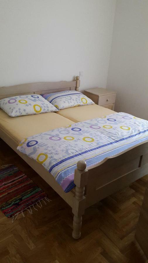 Apartmani Lamani ビビニェ エクステリア 写真