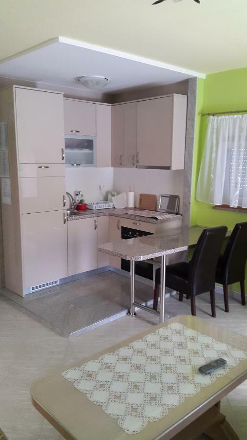 Apartmani Lamani ビビニェ エクステリア 写真