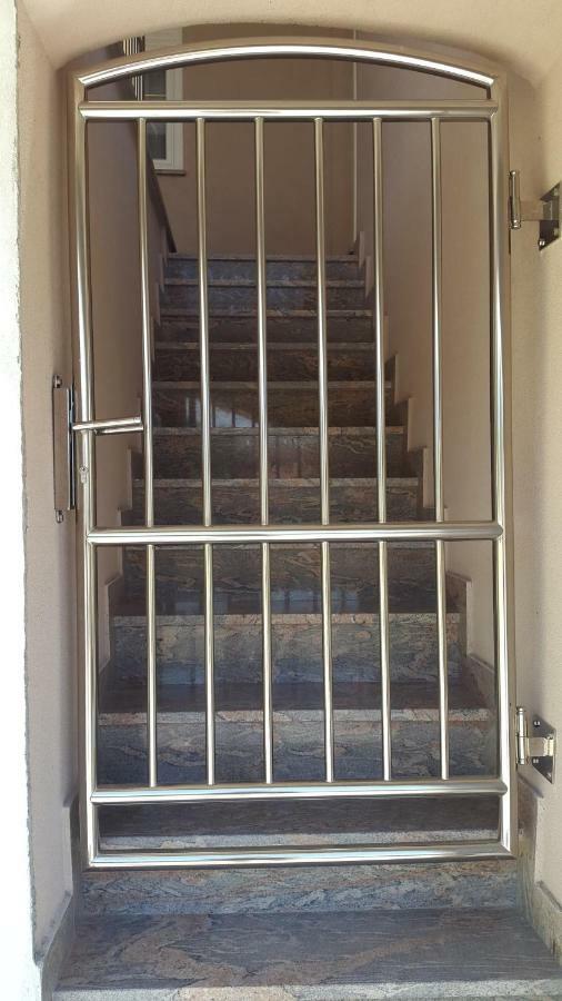 Apartmani Lamani ビビニェ エクステリア 写真