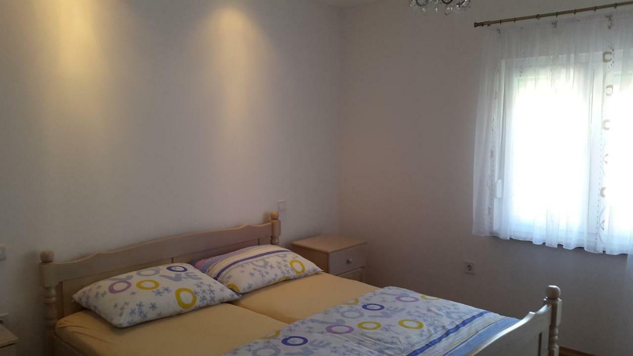 Apartmani Lamani ビビニェ エクステリア 写真